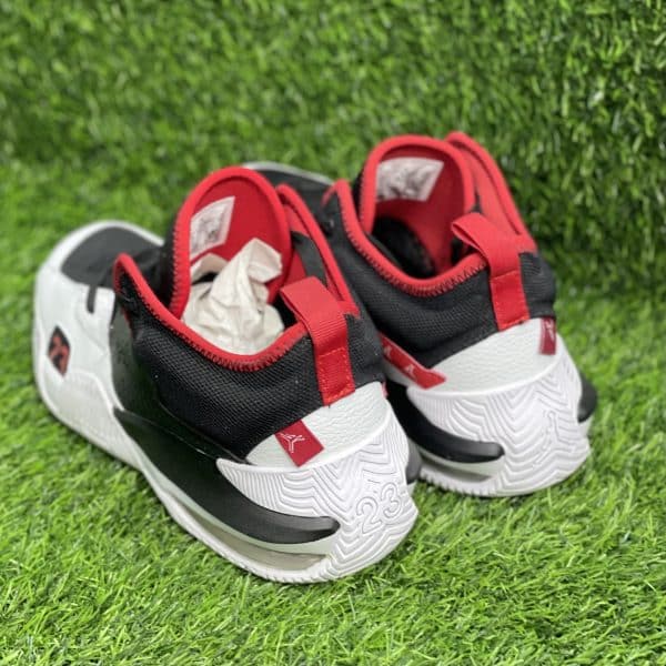 Кроссовки Nike Jordan Stay Loyal кожа  белый+чер