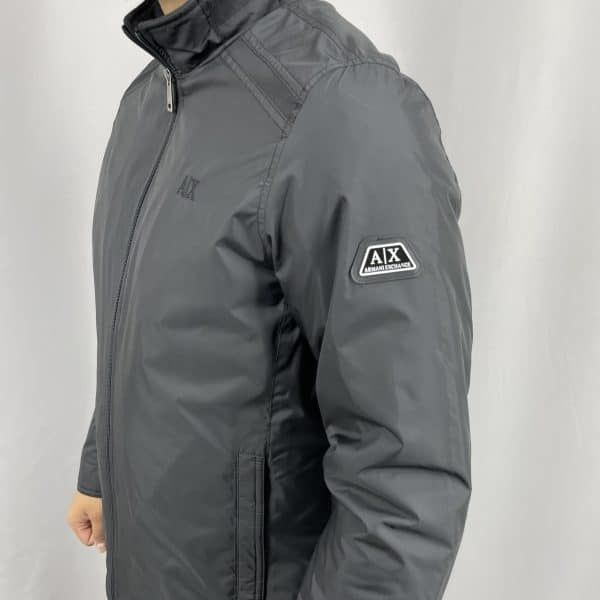 Ветровка Armani Exchange 1020 черный