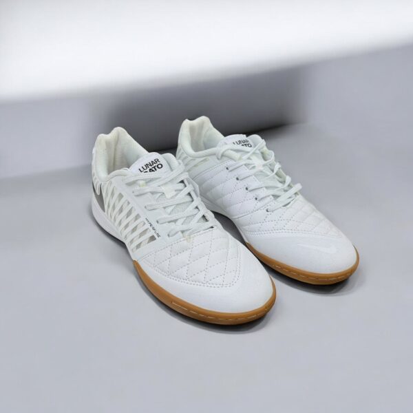 Футзалки Nike Lunar Gato 2 белый