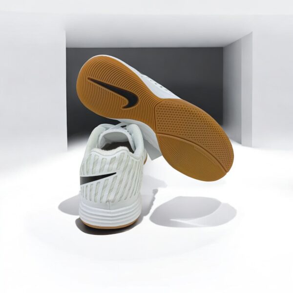 Футзалки Nike Lunar Gato 2 белый
