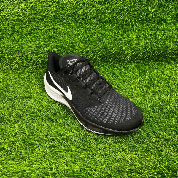 Кроссовки Nike Air  zoom Pegasus 37 Черный