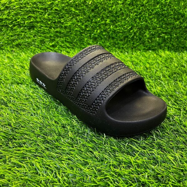 Тапочки Adidas Adilette Ayoon W черный