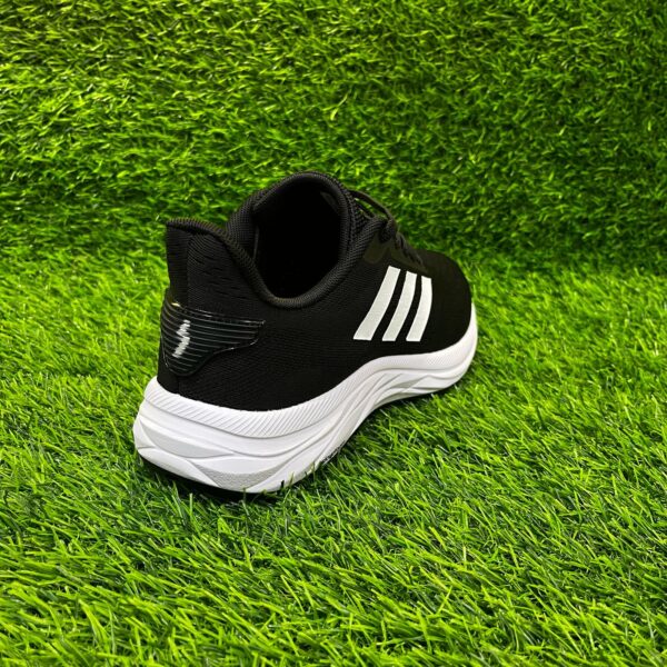 Кроссовки Adidas Cloudfoam черный
