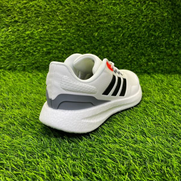 Кроссовки Adidas Runfalcon 3.0 белый