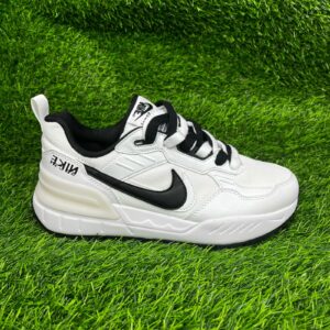 Кроссовки Nike Sacai белый