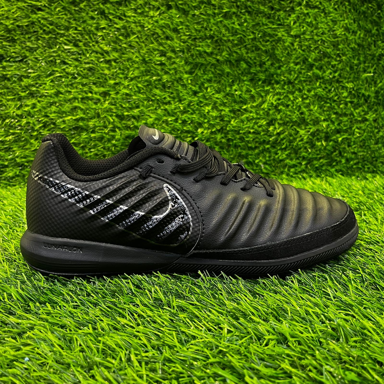 Футзалки Nike Tiempo X черный