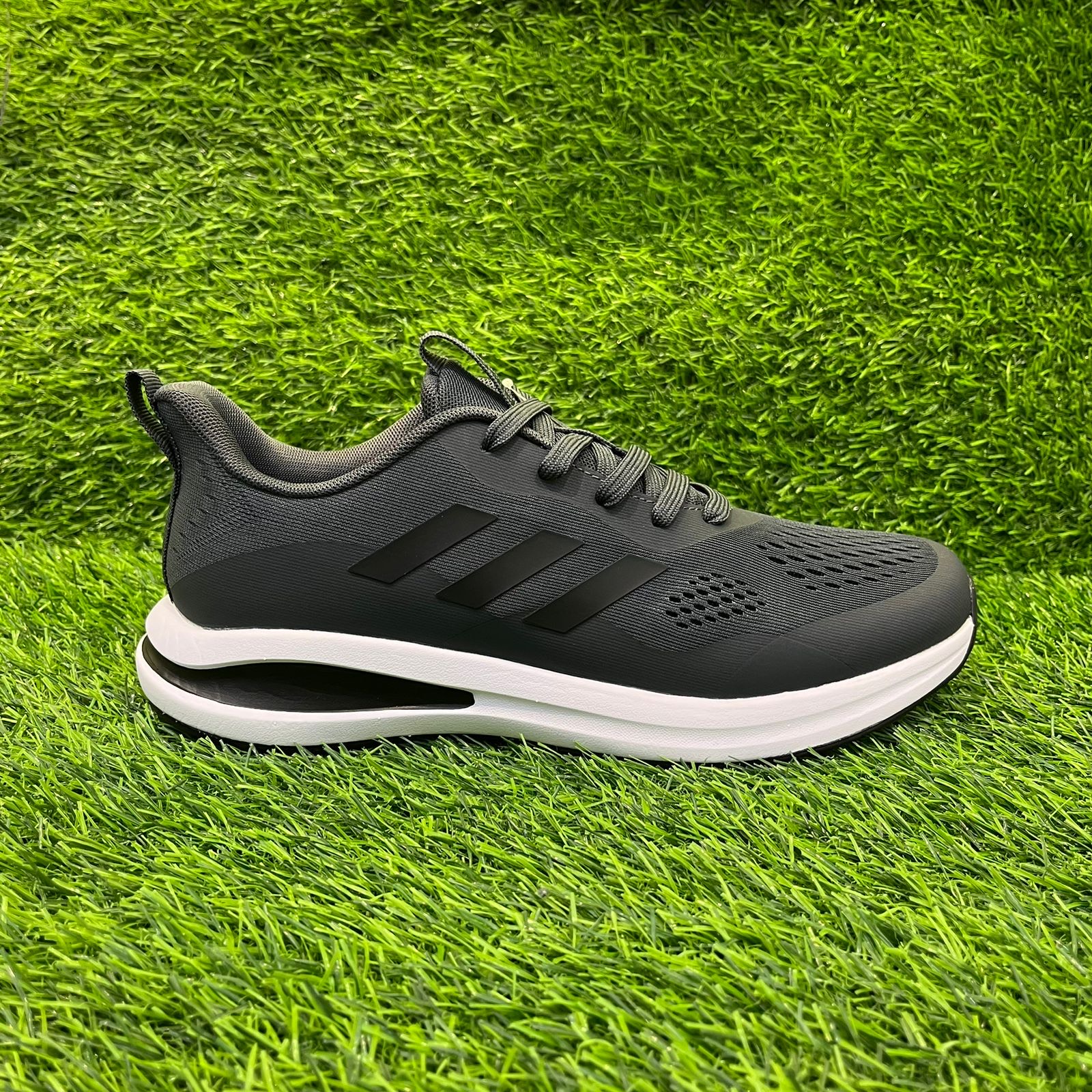 Кроссовки Adidas Forta Run K Серый