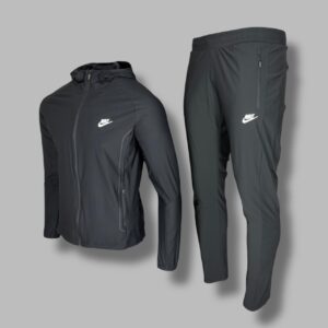 Костюм Nike H131 холодок черный