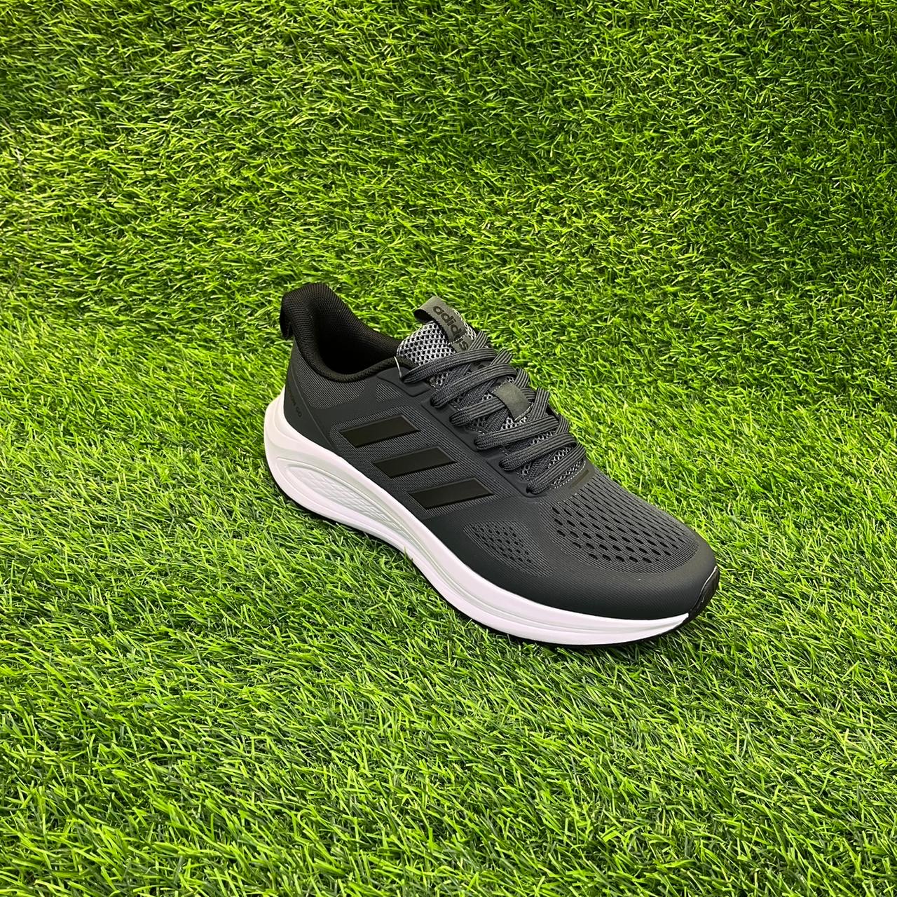Кроссовки Adidas Questar TND Серый
