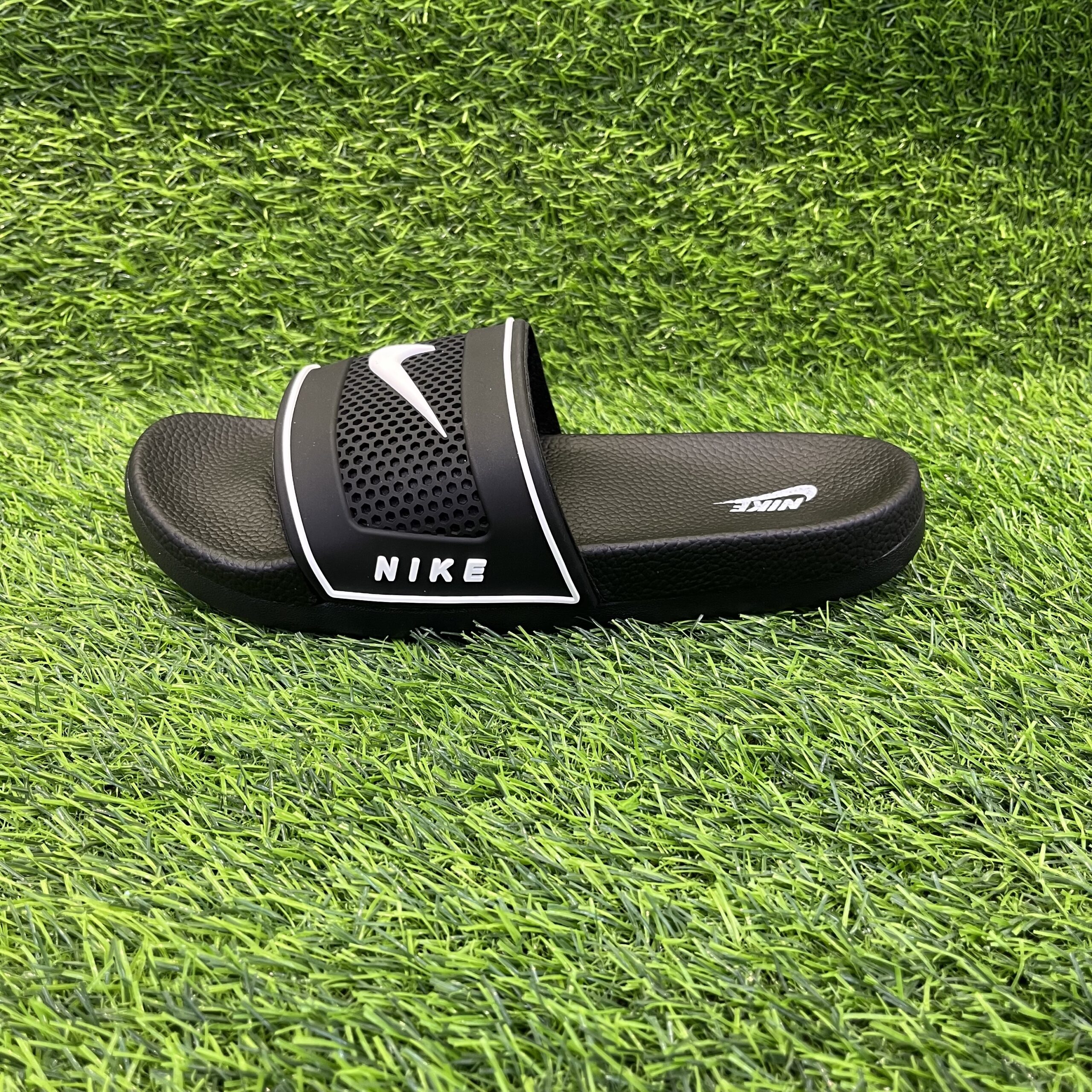 Тапочки Nike 280647 резиновые черный