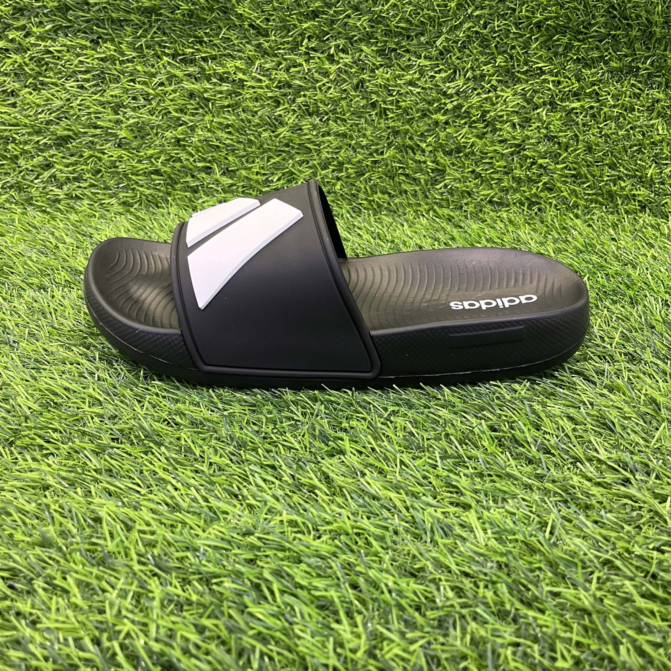 Тапочки Adidas Adilette 3 резиновые черный