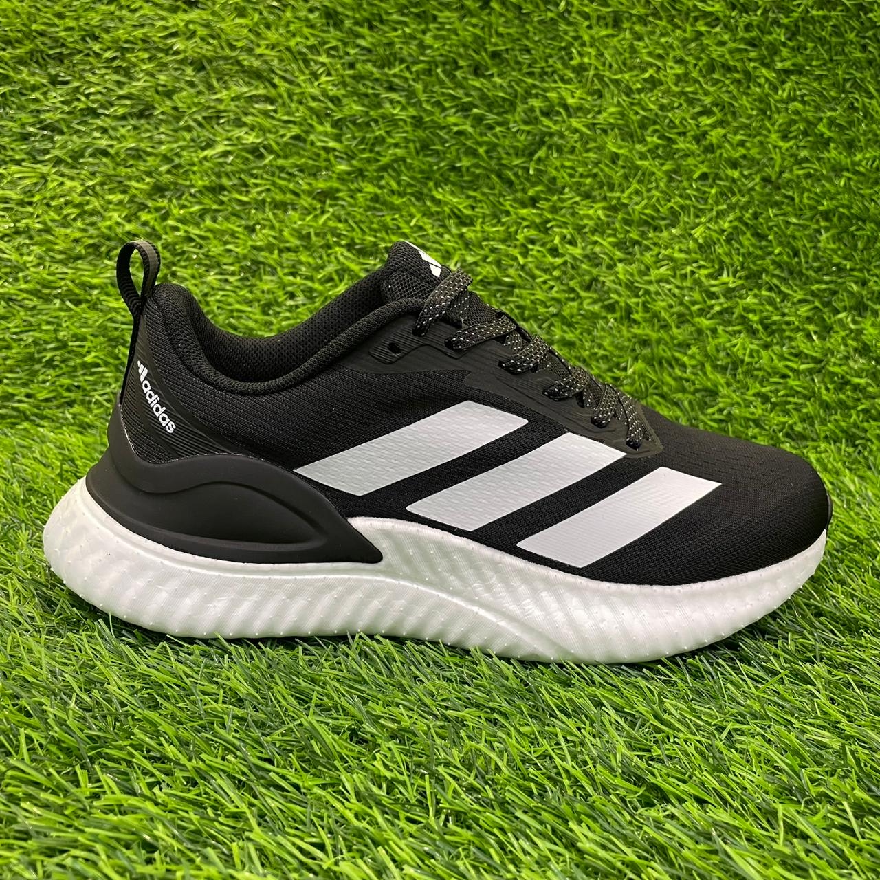 Кроссовки Adidas Switch FWD M Черный