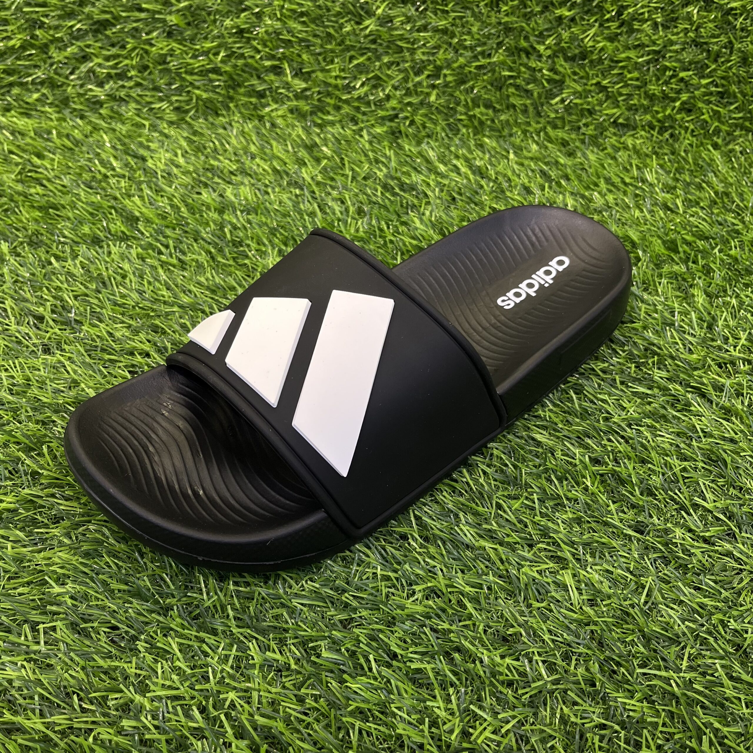 Тапочки Adidas Adilette 3 резиновые черный